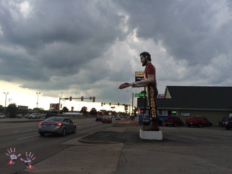 Muffler man